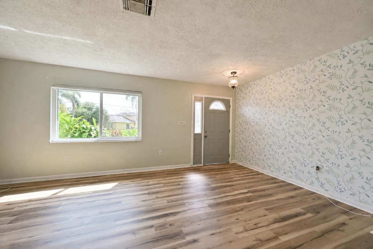 2485 SE Sidonia Street, Port Saint Lucie, FL 34952 Photo