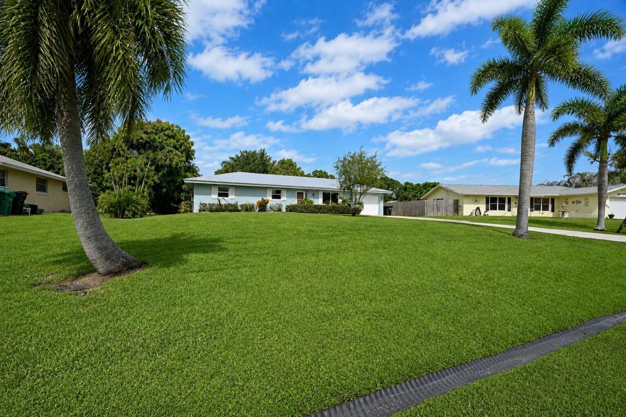 2485 SE Sidonia Street, Port Saint Lucie, FL 34952 Photo