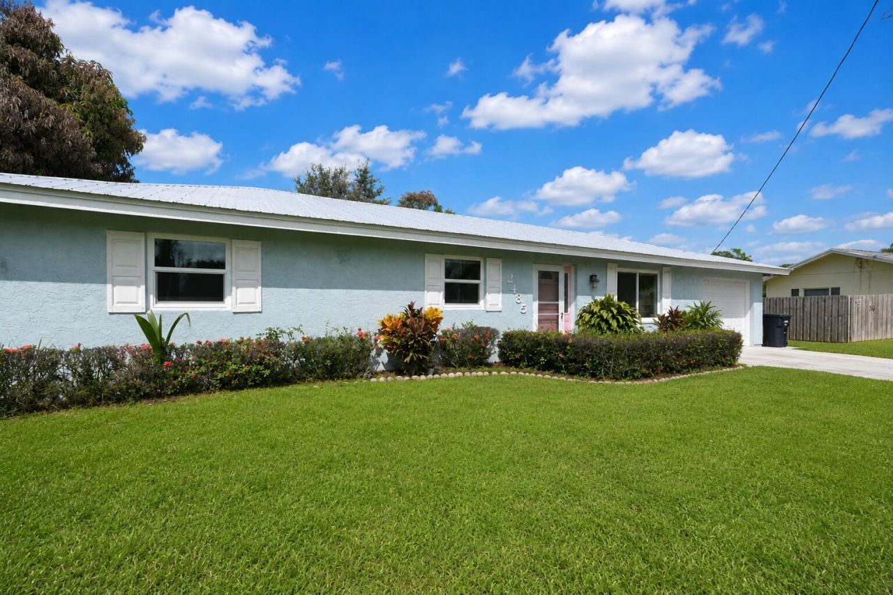 2485 SE Sidonia Street, Port Saint Lucie, FL 34952 Photo