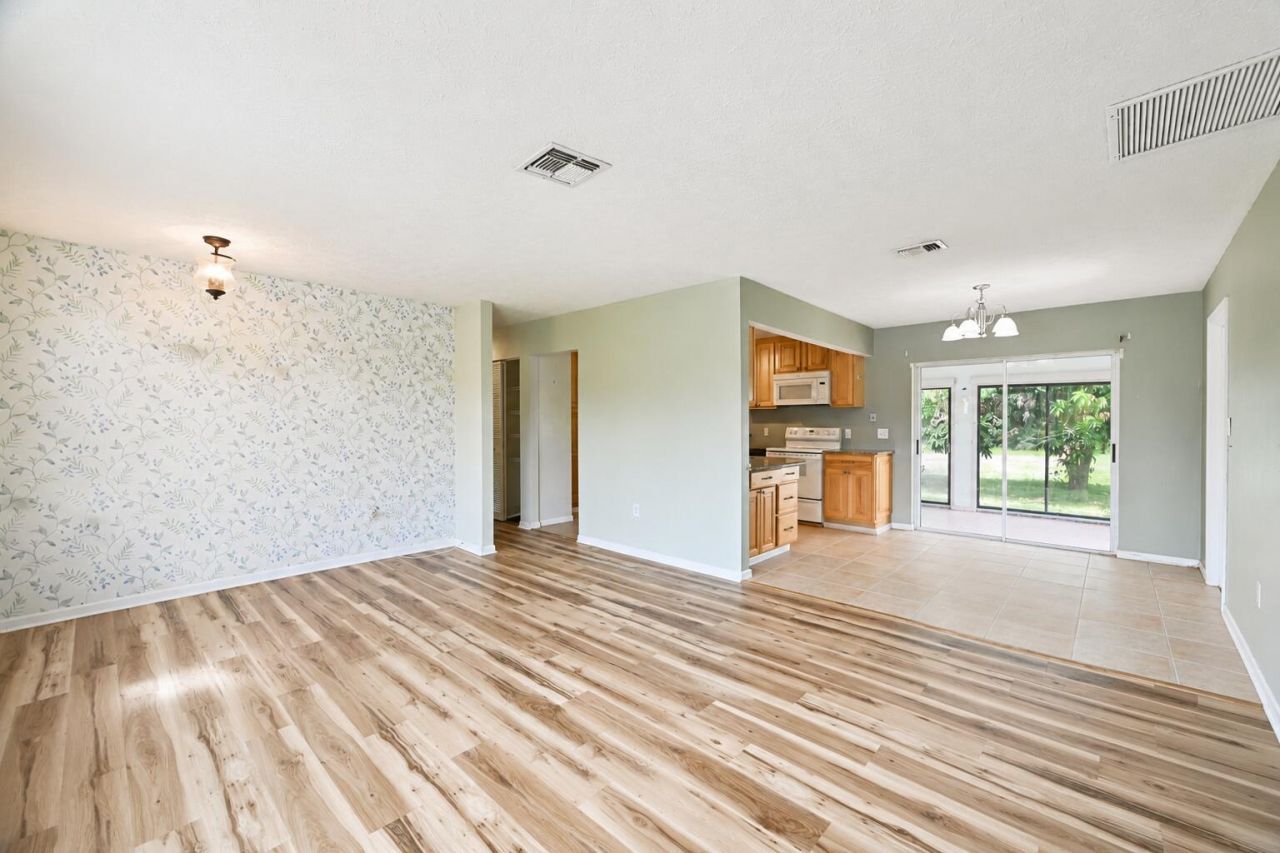 2485 SE Sidonia Street, Port Saint Lucie, FL 34952 Photo