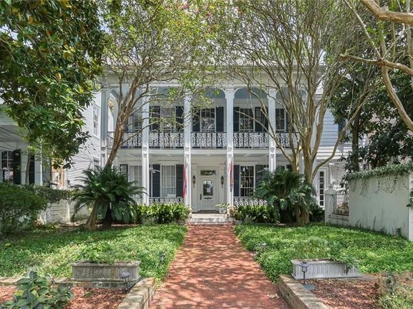 1427 ST MARY Street , Unit E, New Orleans, LA 70130