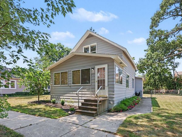 2067 Addison Street, Muskegon, MI 49441