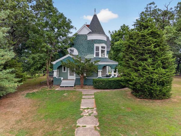 860 Best Street, MARSEILLES, IL 61341