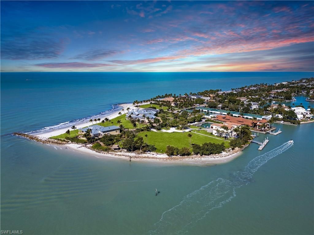 100 & 104 Bay Rd , Naples, FL 34102 Photo