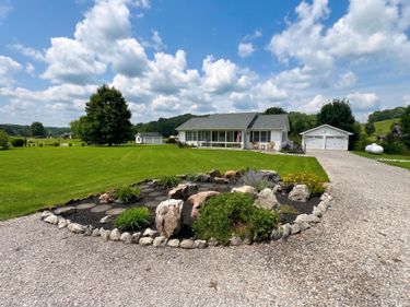 299 Trammell Lane, Irvine, KY 40336