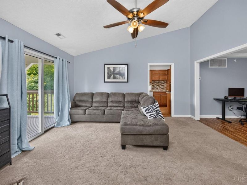 4350 Regency Ridge Court, Unit 304, Green Township, OH 45248 Photo 12