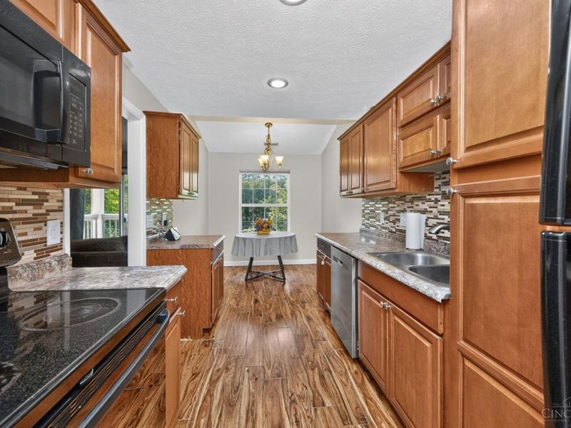 4350 Regency Ridge Court, Unit 304, Green Township, OH 45248 Photo 13