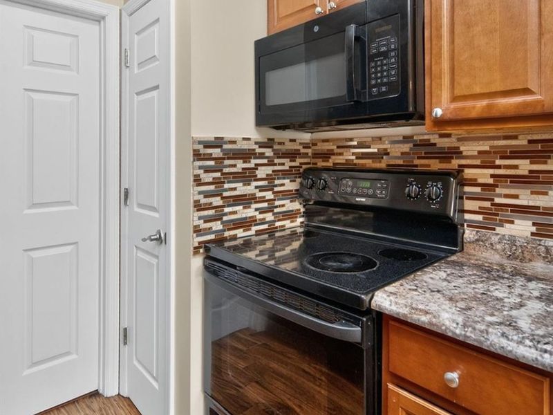 4350 Regency Ridge Court, Unit 304, Green Township, OH 45248 Photo 17