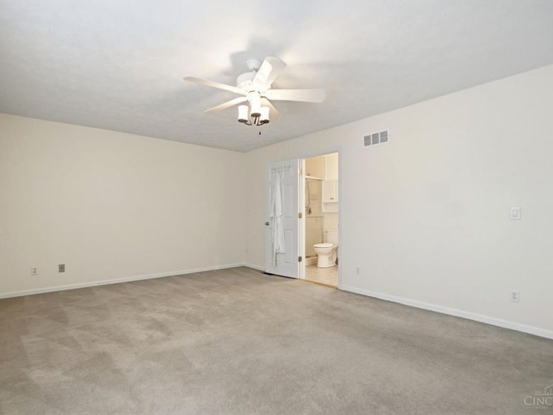 6872 Sandharbor Court, Hamilton Township, OH 45039 Photo 21