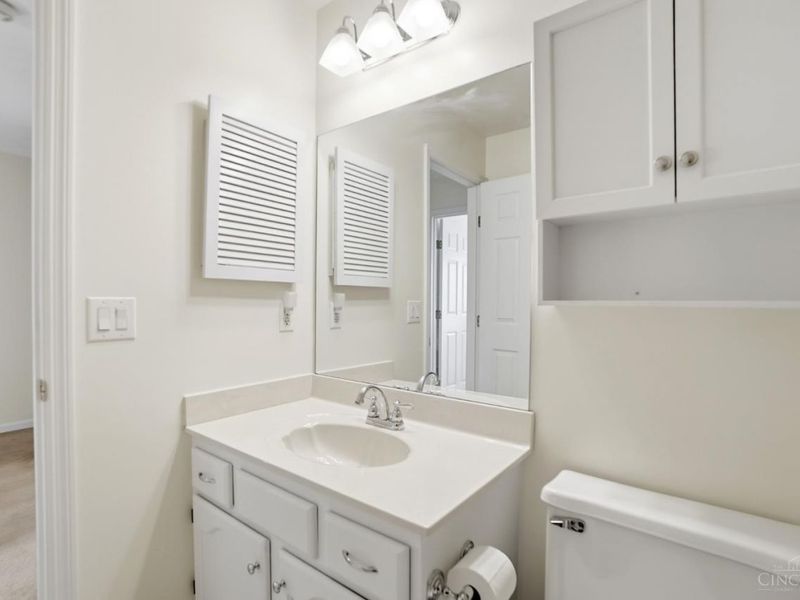 6872 Sandharbor Court, Hamilton Township, OH 45039 Photo 31