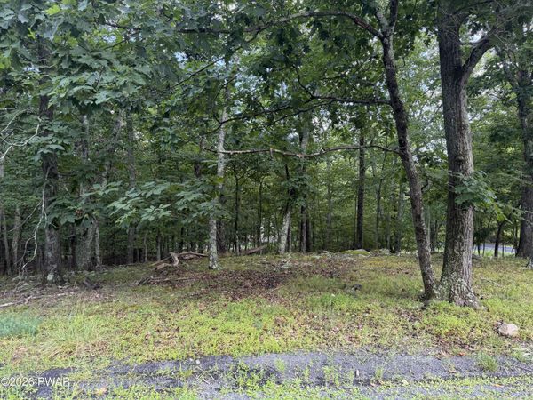 Lot 185 Gold Finch Road , Bushkill, PA 18328