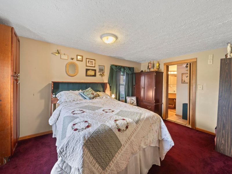1879 Dunbar Drive, Columbus, OH 43224 Photo 8