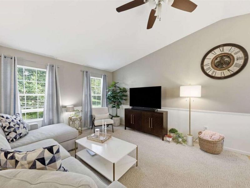 1065 Fallbrook Drive, Elsmere, KY 41018 Photo 3