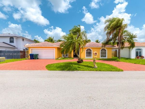 15233 SW 141st St, Miami, FL 33196