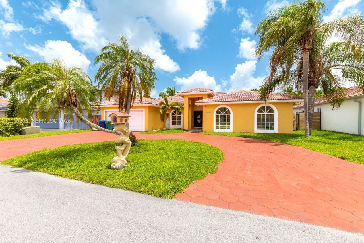 15233 SW 141st St, Miami, FL 33196 Photo