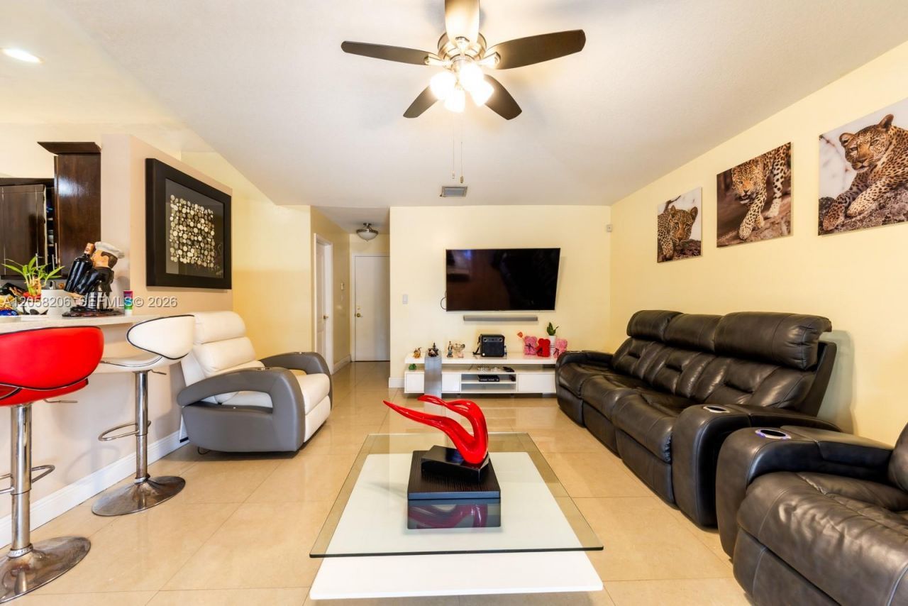 15233 SW 141st St, Miami, FL 33196 Photo