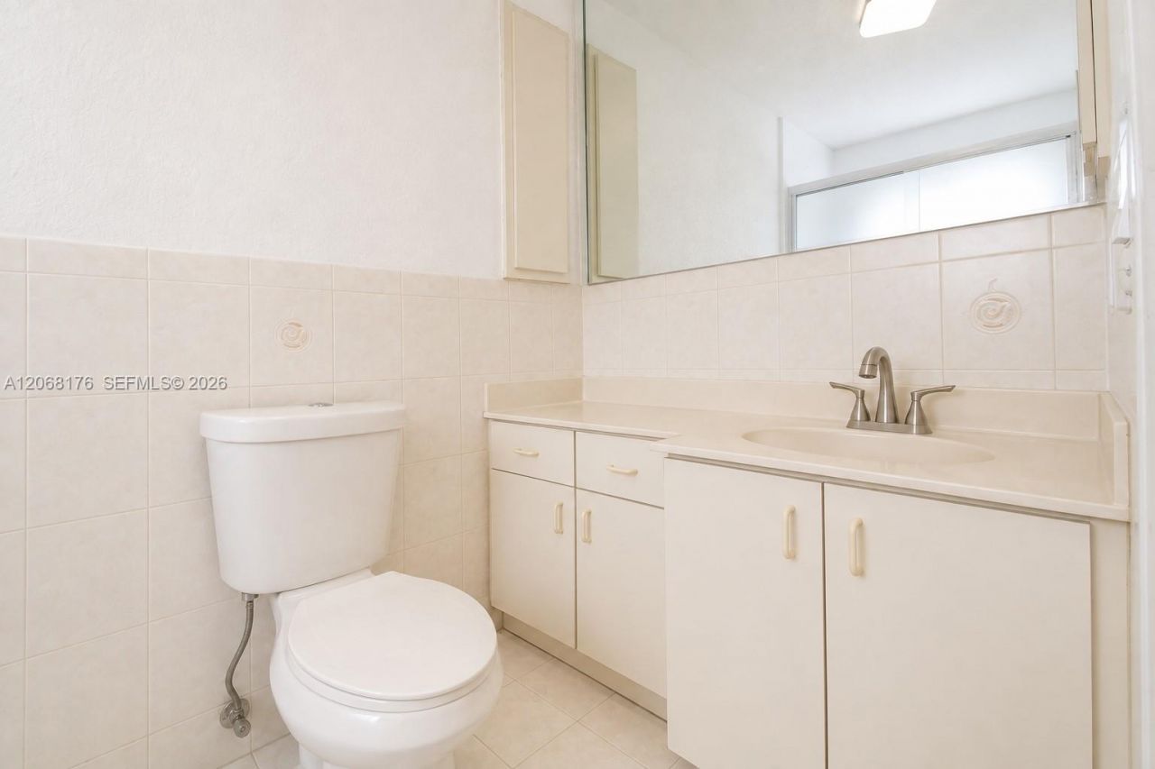 9733 NW 126th Ter, Hialeah Gardens, FL 33018 Photo