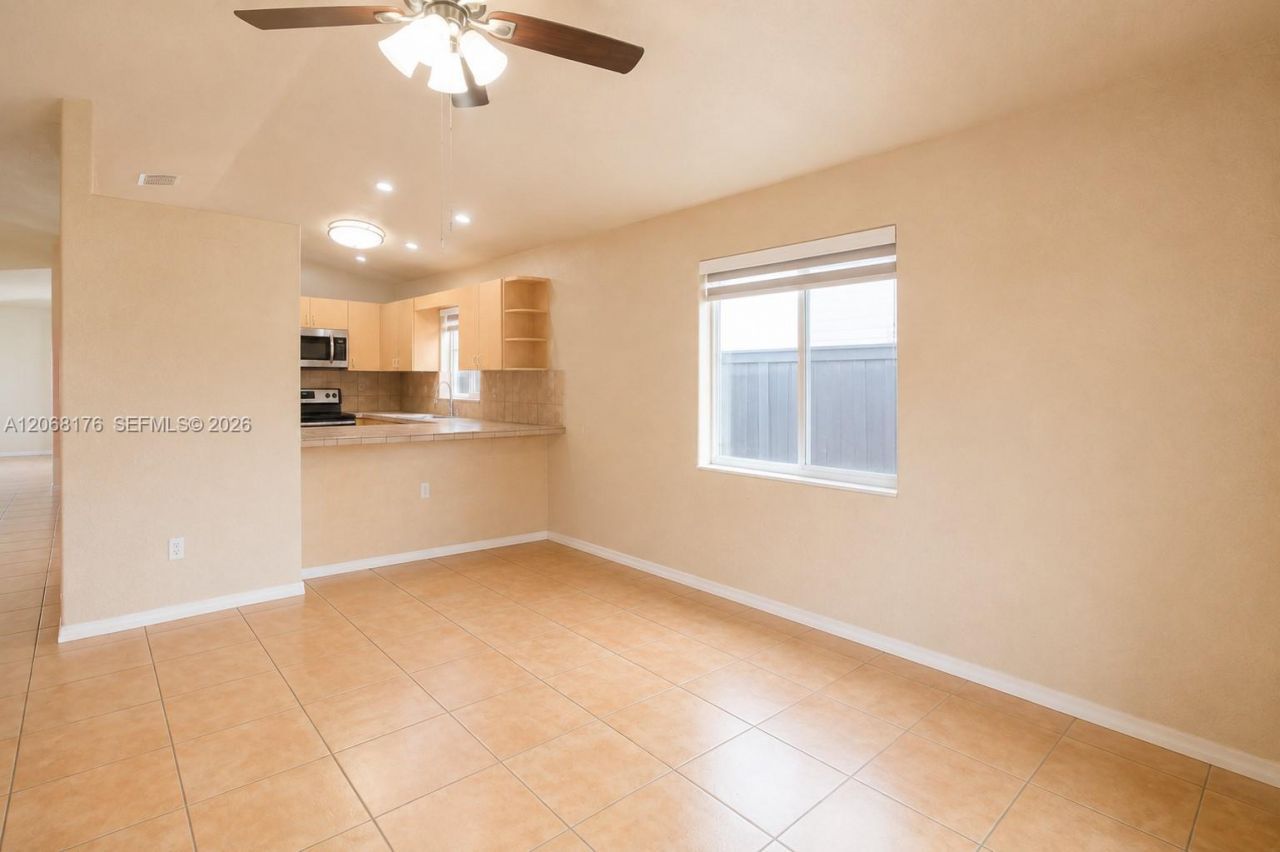 9733 NW 126th Ter, Hialeah Gardens, FL 33018 Photo