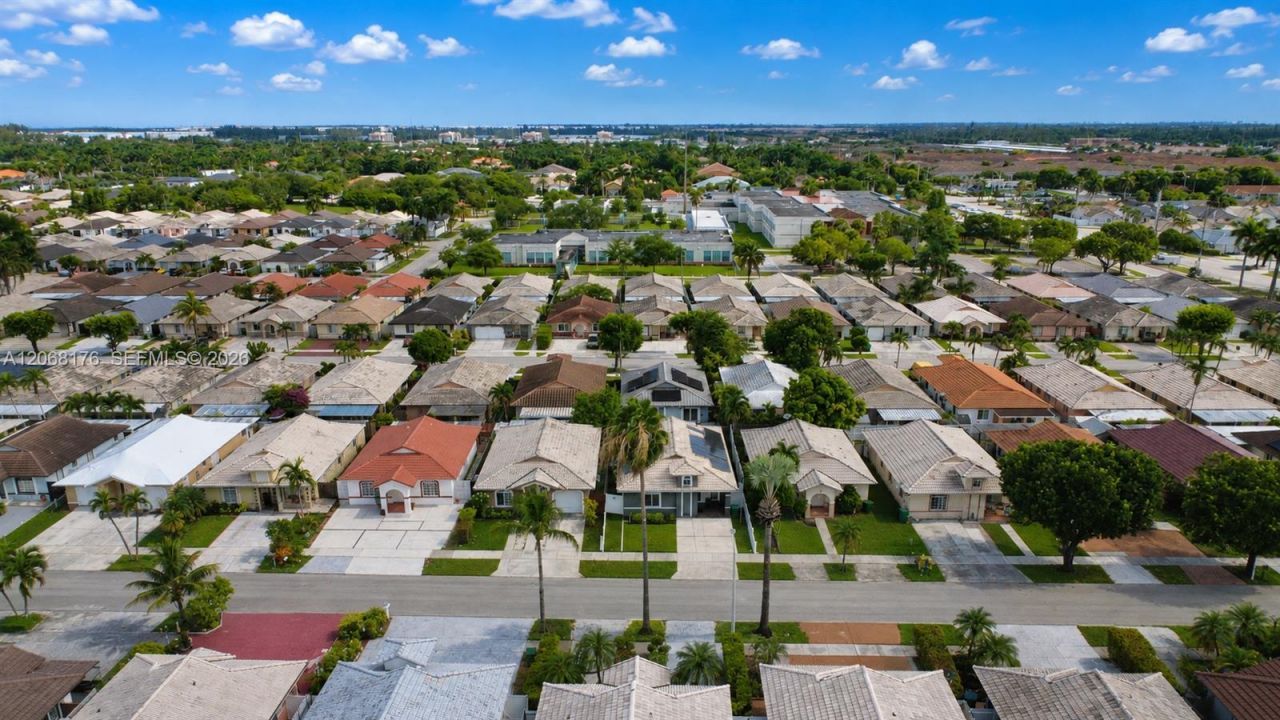 9733 NW 126th Ter, Hialeah Gardens, FL 33018 Photo