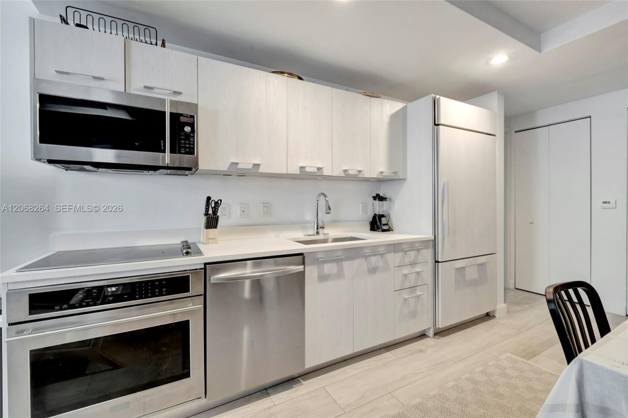 55 SW 9th St , Unit 3509, Miami, FL 33130 Photo