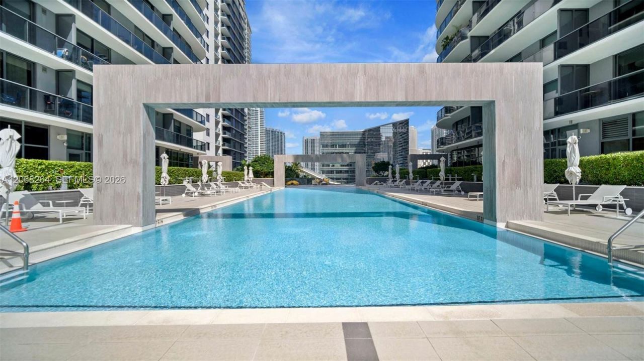 55 SW 9th St , Unit 3509, Miami, FL 33130 Photo