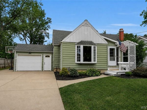349 Lake Avenue , Lancaster, NY 14086