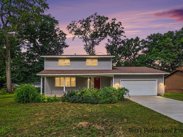1107 Lancelot Drive, Muskegon, MI 49445