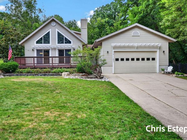 18127 Lovell Road, Spring Lake, MI 49456
