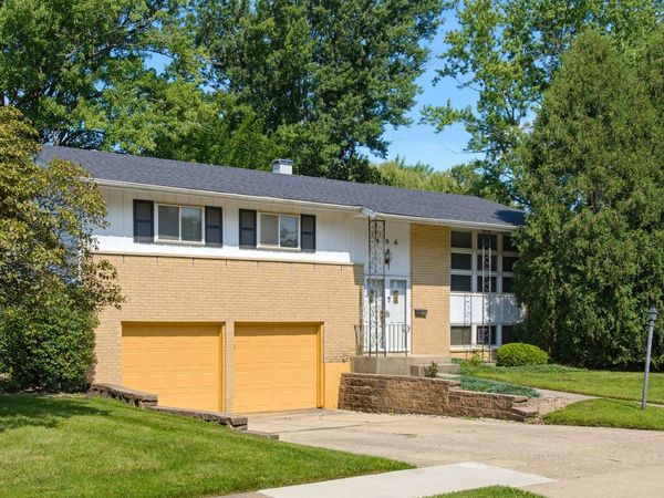 406 N Williams Drive , Palatine, IL 60074