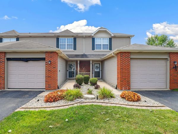 1748 Springtime Court , Dyer, IN 46311