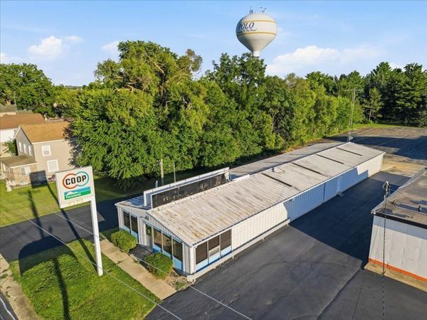 105 W Oregon Street , Polo, IL 61064