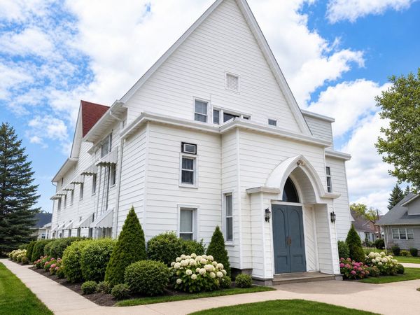 2 S Seminary Avenue , Mount Morris, IL 61054