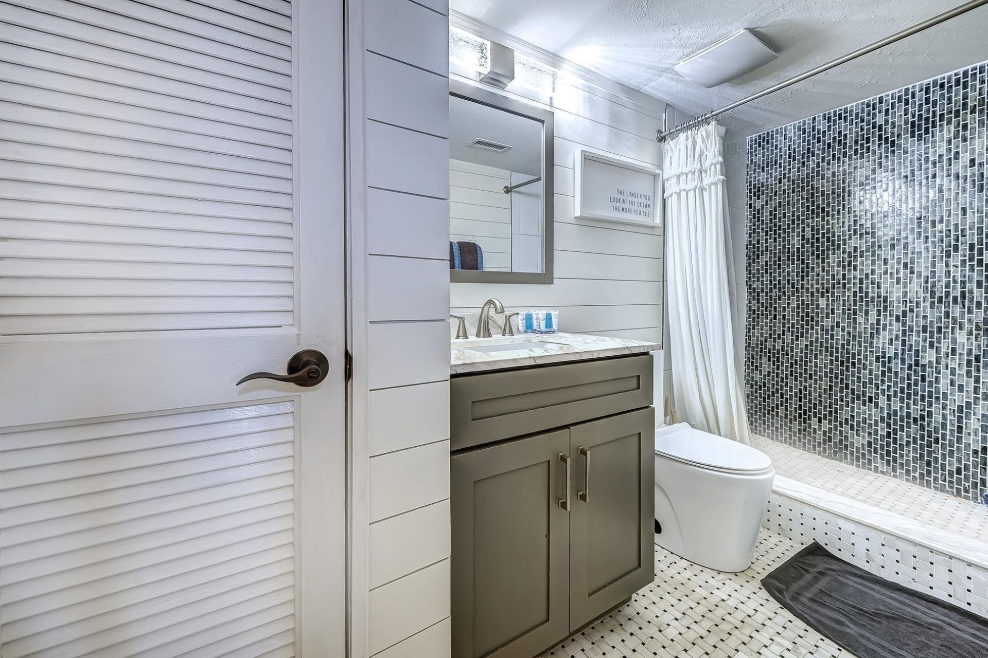 501 Maison Dr. Photo 16