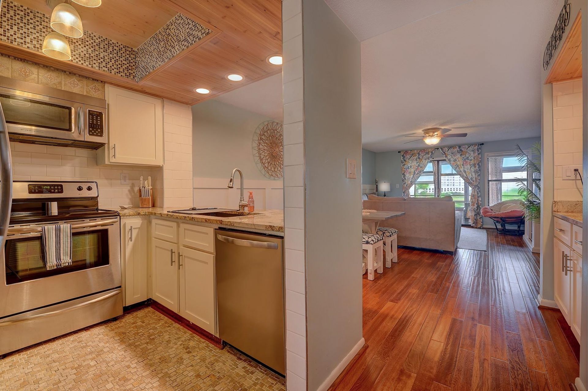 501 Maison Dr. Photo 39