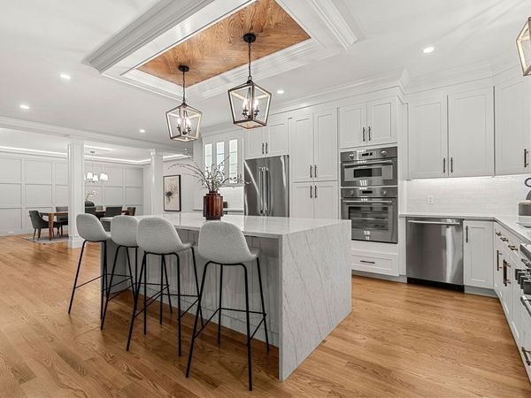 5 Four Acre Drive, Burlington, MA 01803