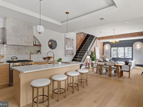 643 MOORE STREET, PHILADELPHIA, PA 19148