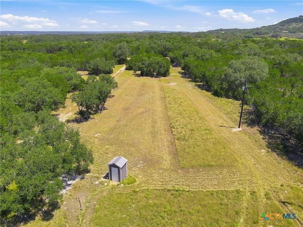 1353 Brushy Creek Drive, Lakehills, TX 78063
