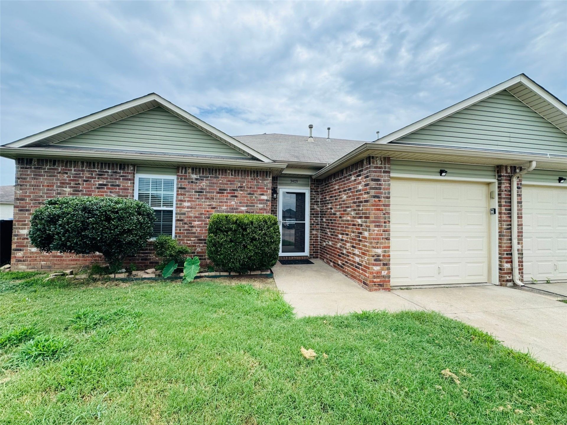 3401 E Irvington Place, Broken Arrow, OK 74014 Main Photo