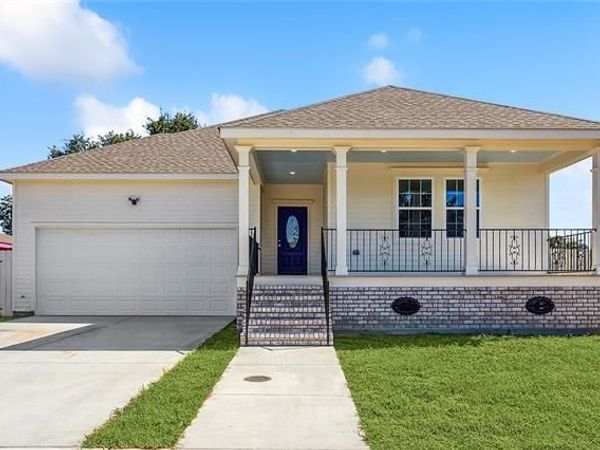 11120 MORRISON Road, New Orleans, LA 70128