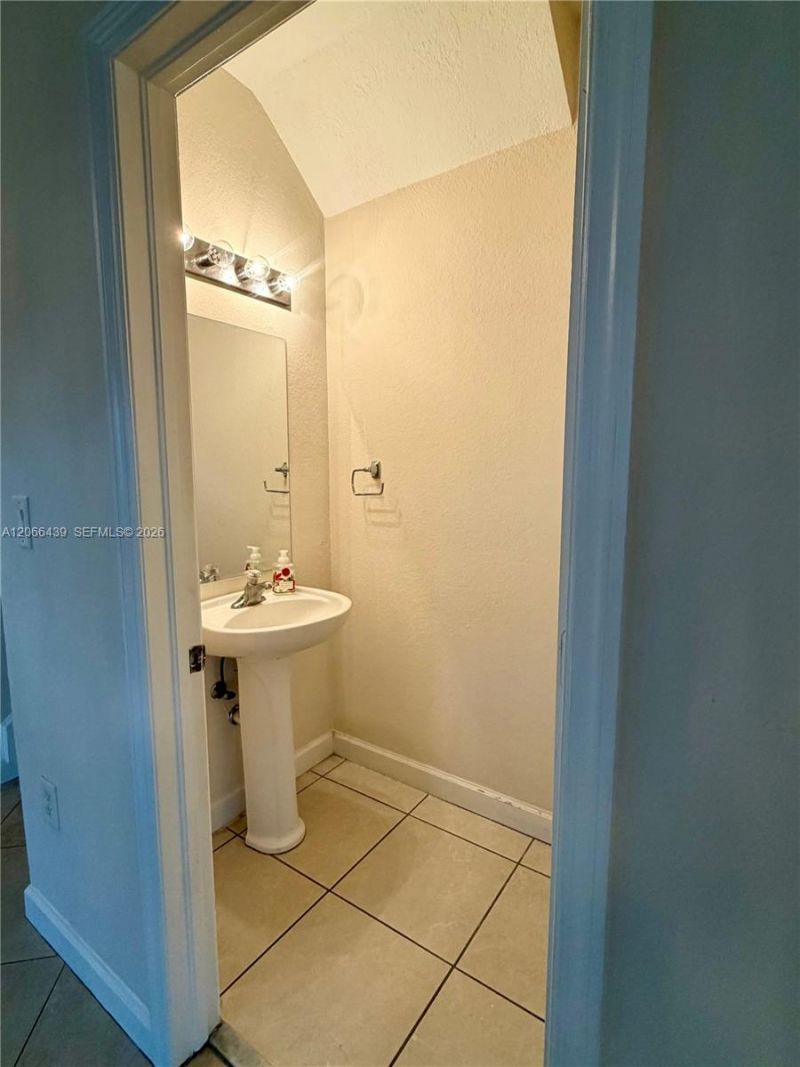 3191 NE 4th St , Homestead, FL 33033 Photo