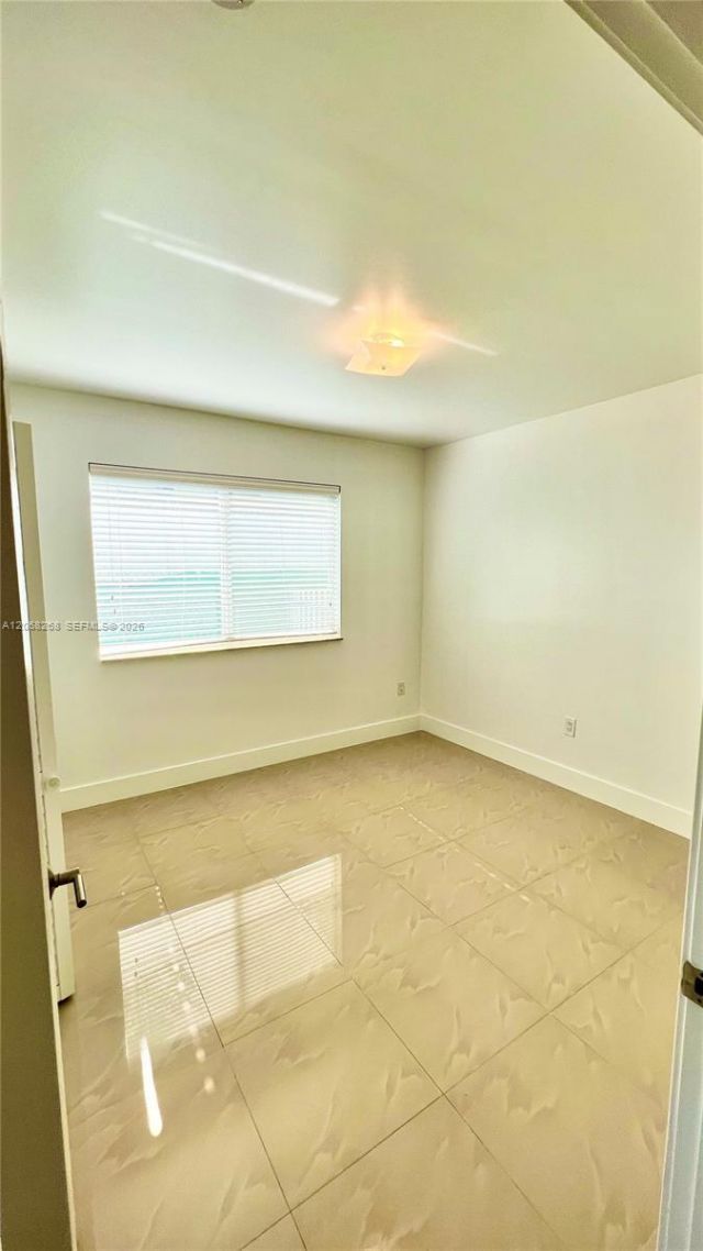 8227 Crespi Blvd , Unit 4, Miami Beach, FL 33141 Photo