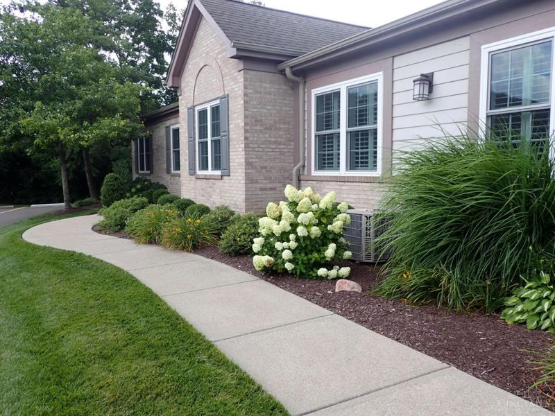 9009 Galewind, West Chester, OH 45069 Photo 3