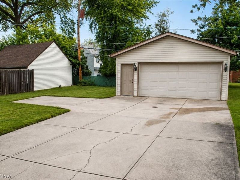 9014 Snow Road, Parma, OH 44130 Photo 36