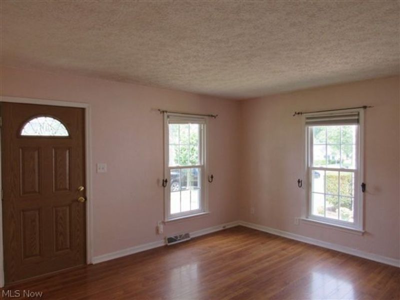 2461 23rd Street , Cuyahoga Falls, OH 44223 Photo 6
