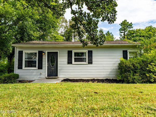 410 Landau Drive, Maryville, TN 37801