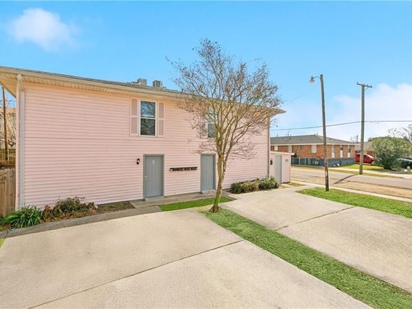 241 HELEN Street , Unit 4D, Gretna, LA 70056