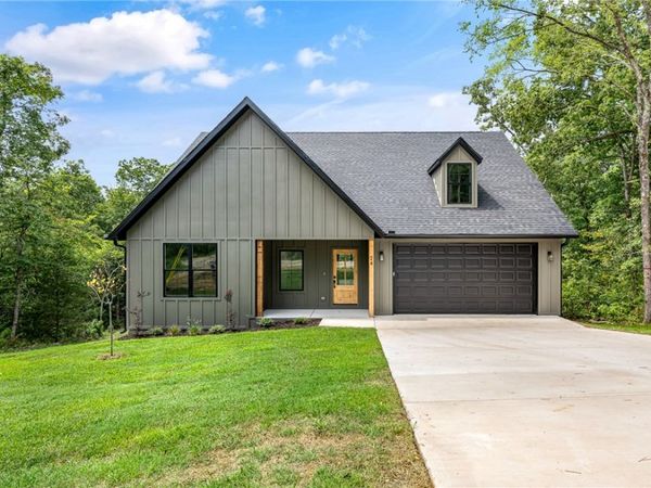 24 Wakefield Lane , Bella Vista, AR 72715