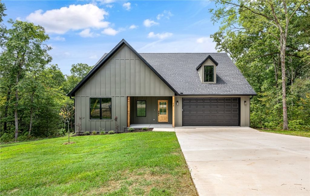 24 Wakefield Lane, Bella Vista, AR 72715 Main Photo