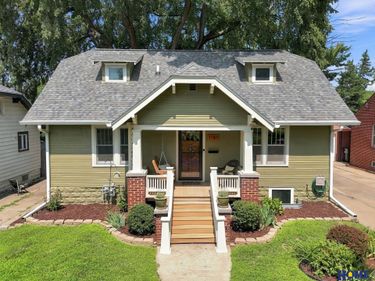 1151 Idylwild Drive, Lincoln, NE 68503