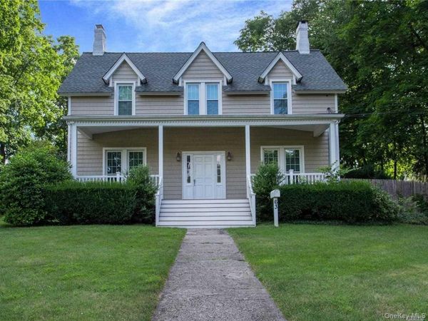 63 West Neck Road , Unit 2nd fl, Huntington, NY 11743